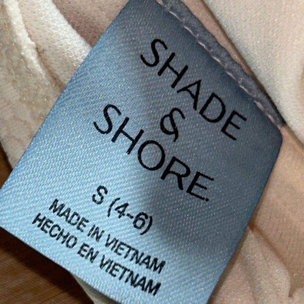 NWOT shade and shore women’s one piece swimsuit - Picture 3 of 4